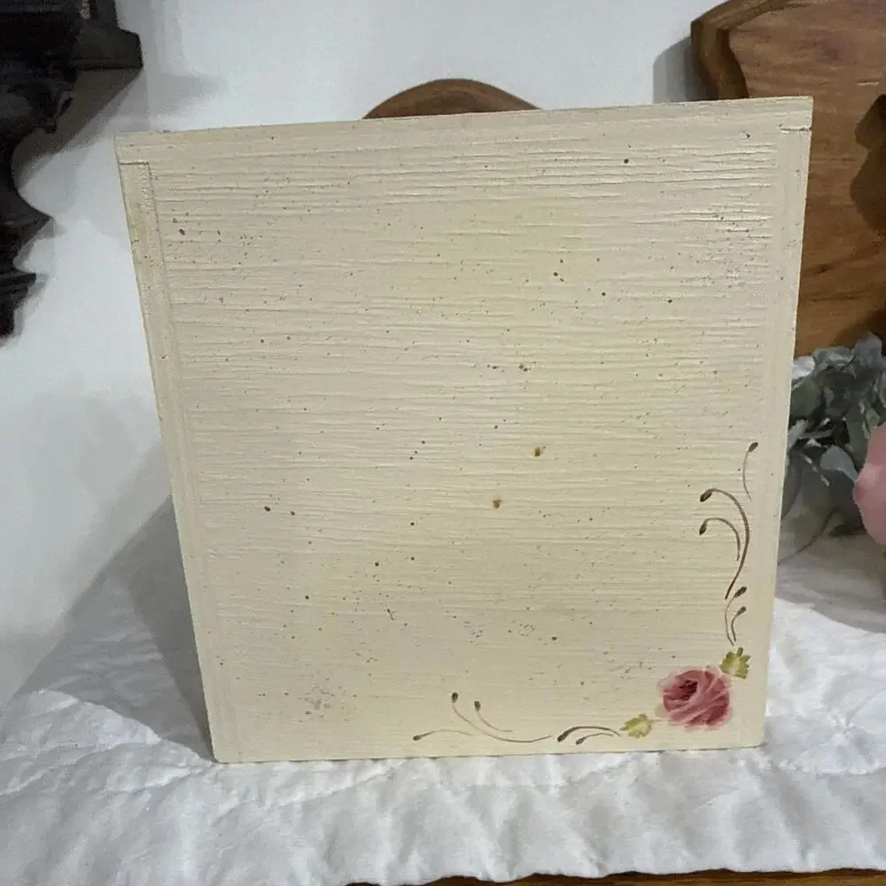 Vintage Hand Painted Wooden Tissue Box Teddy Bear & Rose Heart Cottage Country